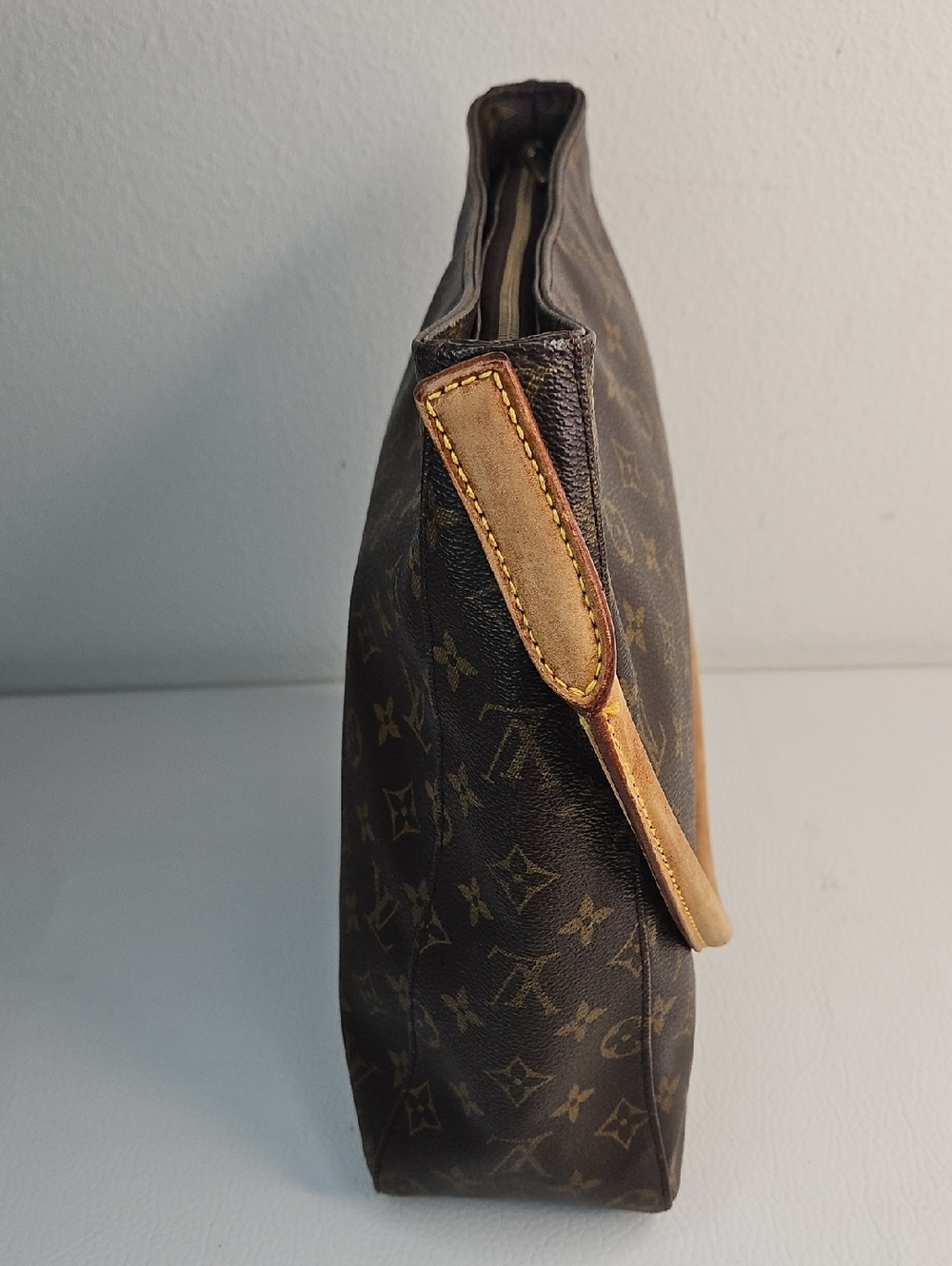 Authentic Louis Vuitton Looping MM Monogram Shoulder Bag Hobo Purse W/Dustbag - Picture 4 of 16